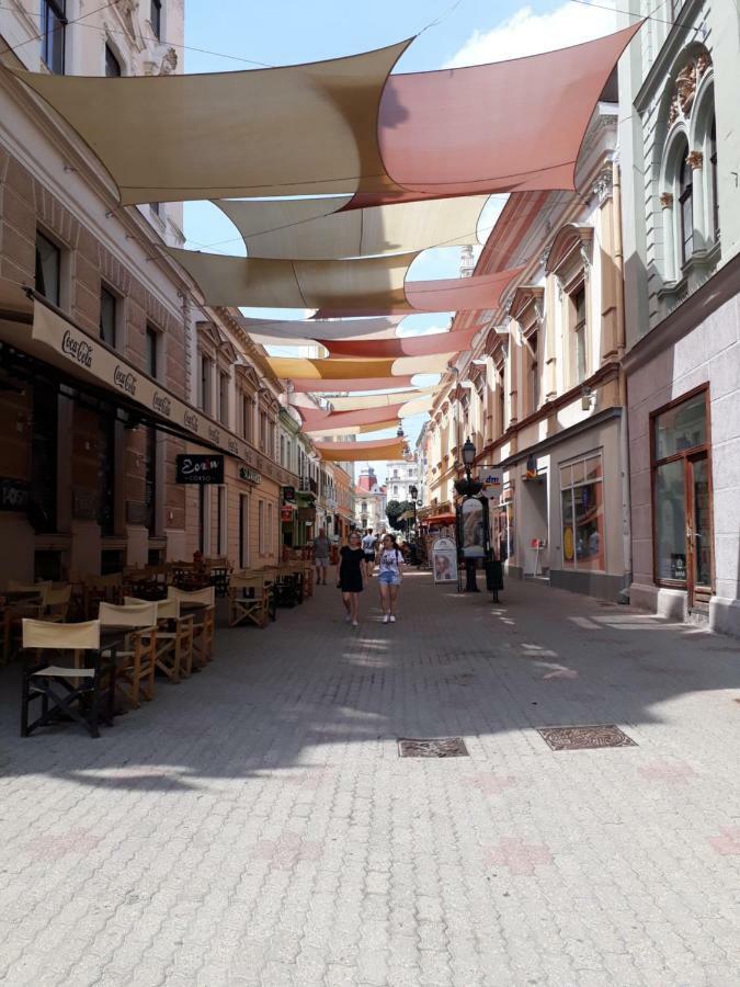 Sunny City Center Pécs Eksteriør billede